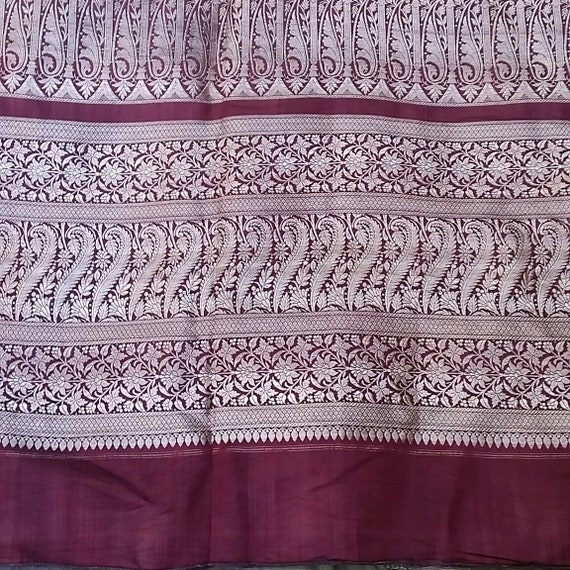 Vintage Silk Sari Dark Burgundy Red & Gold 44" x 180" Woven Silk Panel Beautiful Wine And Gold Fabric