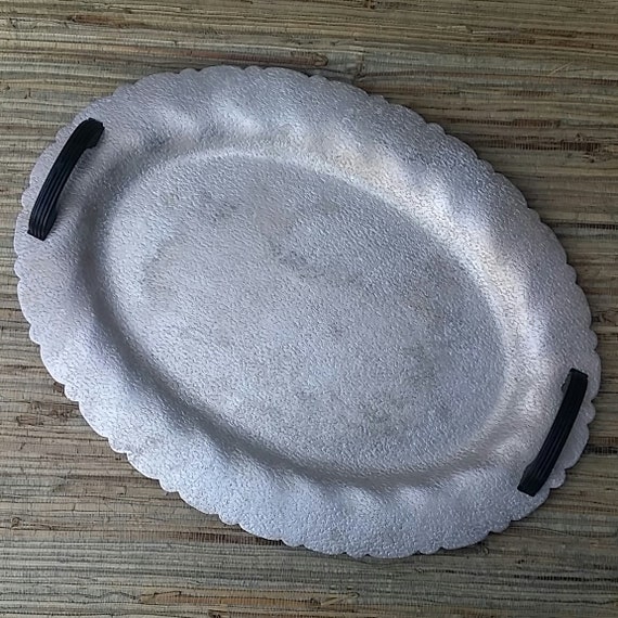 Mid Century Aluminum Serving Tray Scalloped Edge Textured Finish Black Bakelite Handles Drinks Tray Plant Tray