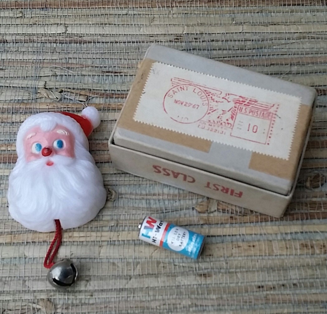 Light Up Santa Pin From The 1960s Vintage Plastic Pin Made in Hong Kong