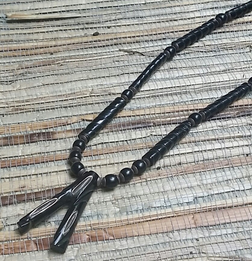 Vintage Hawaiian Black Coral Necklace Hand Carved Beads 20 Vacation
