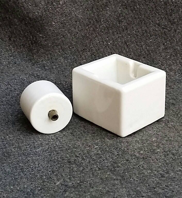 Vintage White Ceramic Stamp Roller/Moistener Sengbusch Ideal Junior