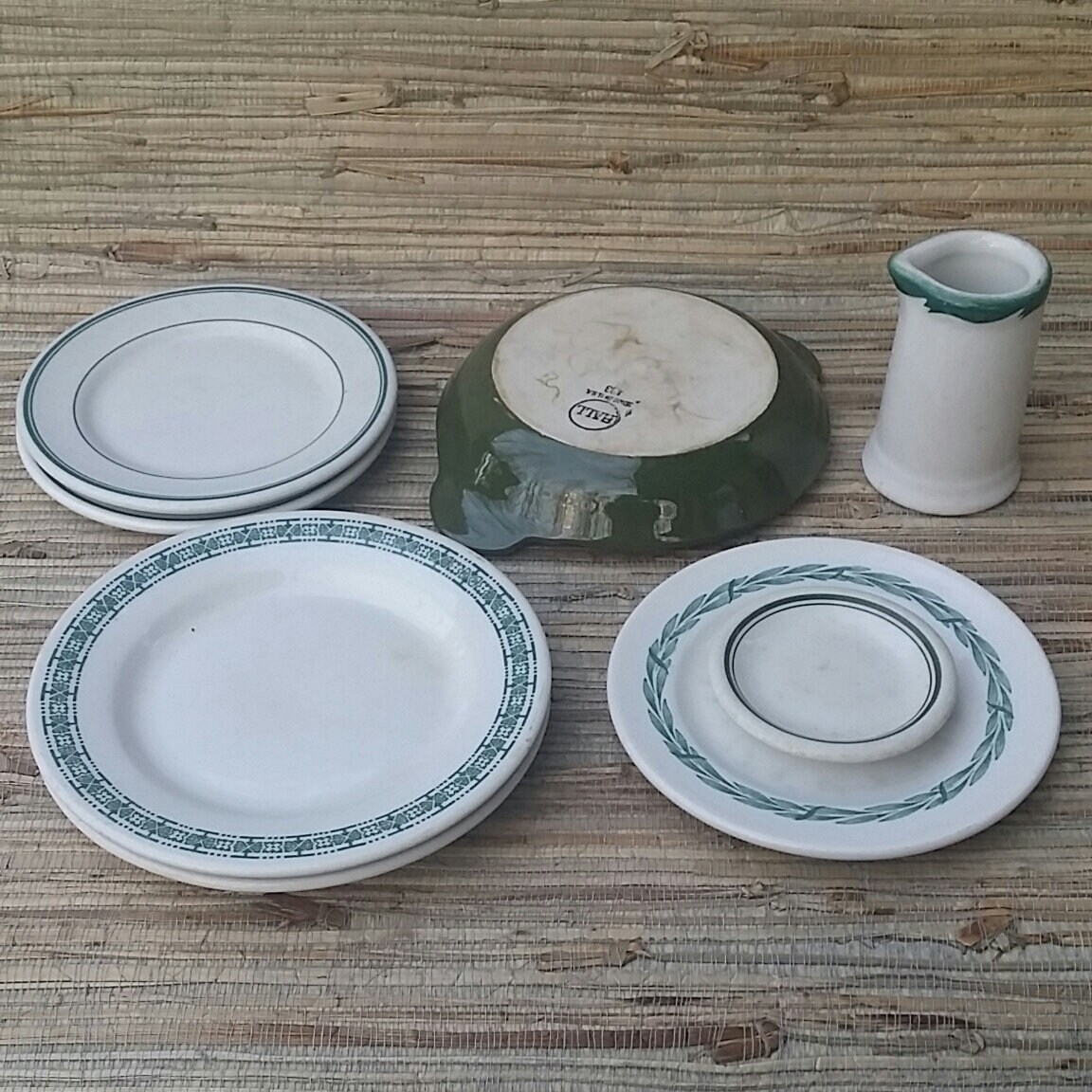 Vintage Restaurant Ware 3 Oz. Creamer Green & White ABC Tidal or Crest