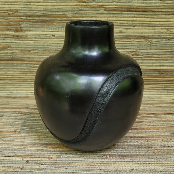 Blackware Pot Hand Made May 1989 Large Black Vase Ted Guenthes Canton Mississippi Coil Pot Mississippi Museum of Art Lott Walker Advertising