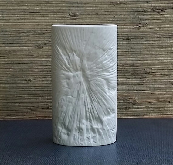 Martin Freyer White Op Art Vase for Rosenthal Studio Line Germany 1960s Mid Century Style