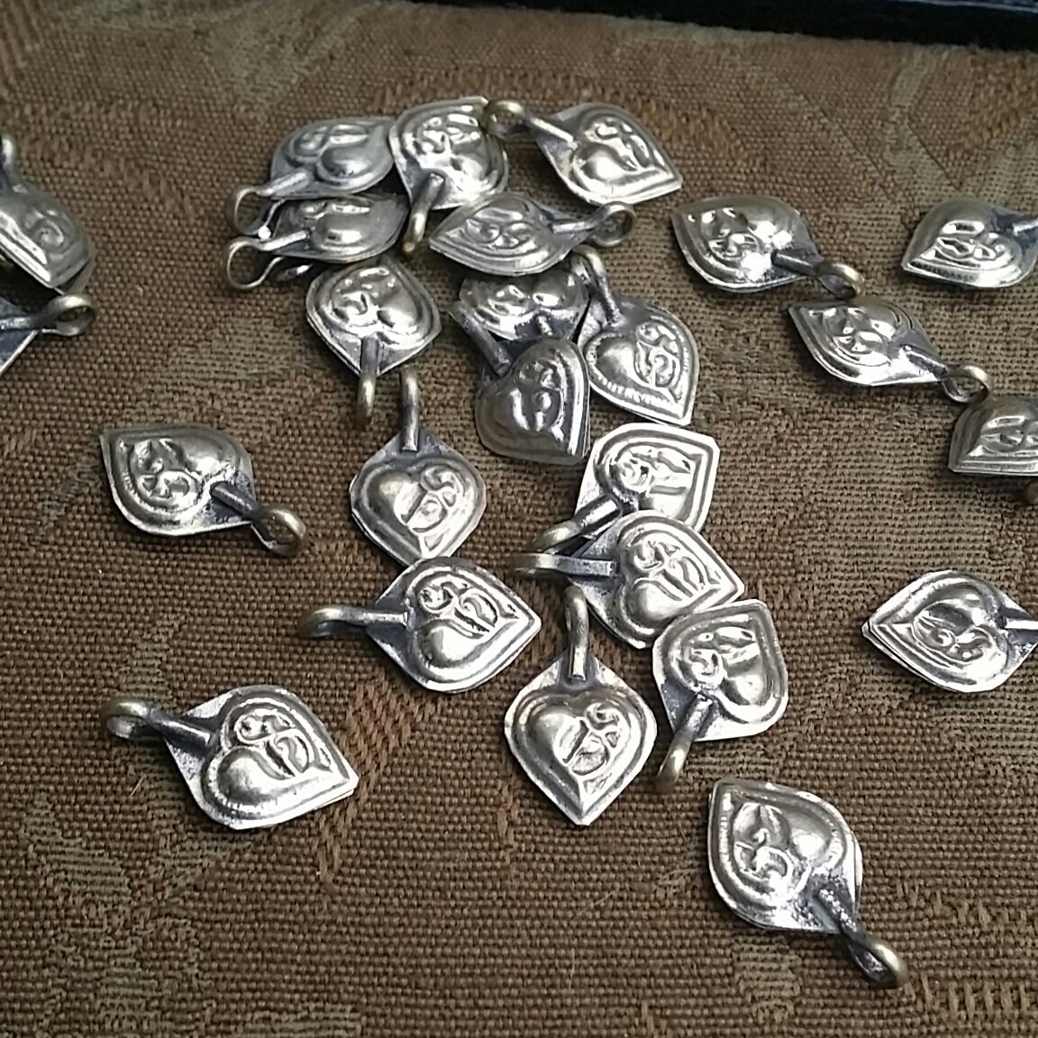 Vintage Metal Embossed Heart Charms Tin Hearts Pendants Jewelry Making