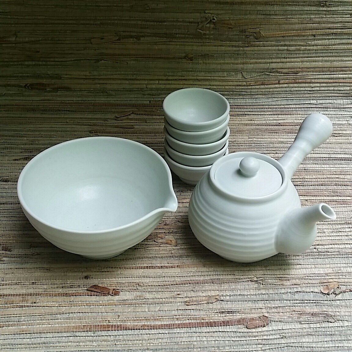 Asian All White Porcelain Tea Set Side Handle Tea Pot, Bowl and 5 Cups