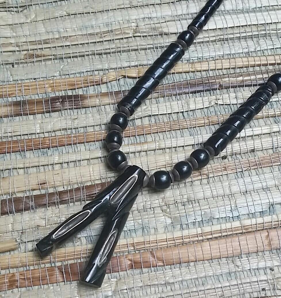 Vintage Hawaiian Black Coral Necklace Hand Carved Beads 20 Vacation