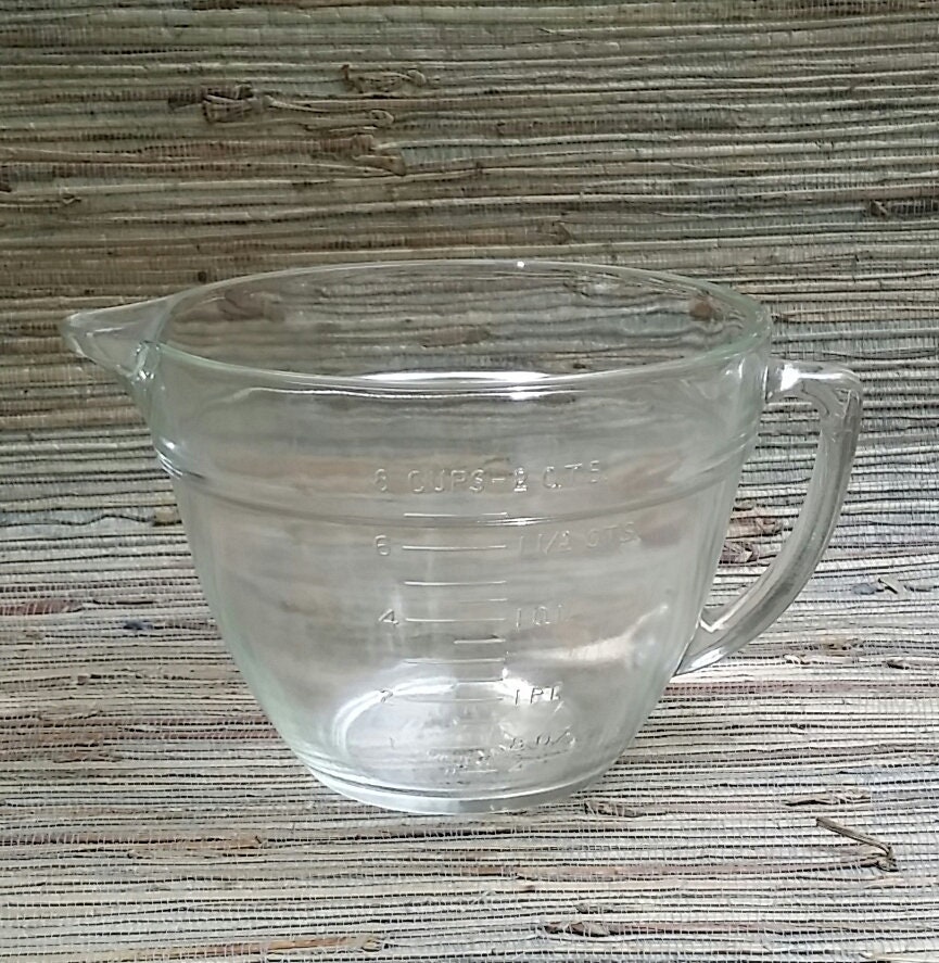 Anchor Hocking Fire King Glass Measuring Cup - 2 Cup