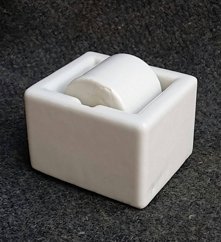 Vintage White Ceramic Stamp Roller/Moistener Sengbusch Ideal Junior