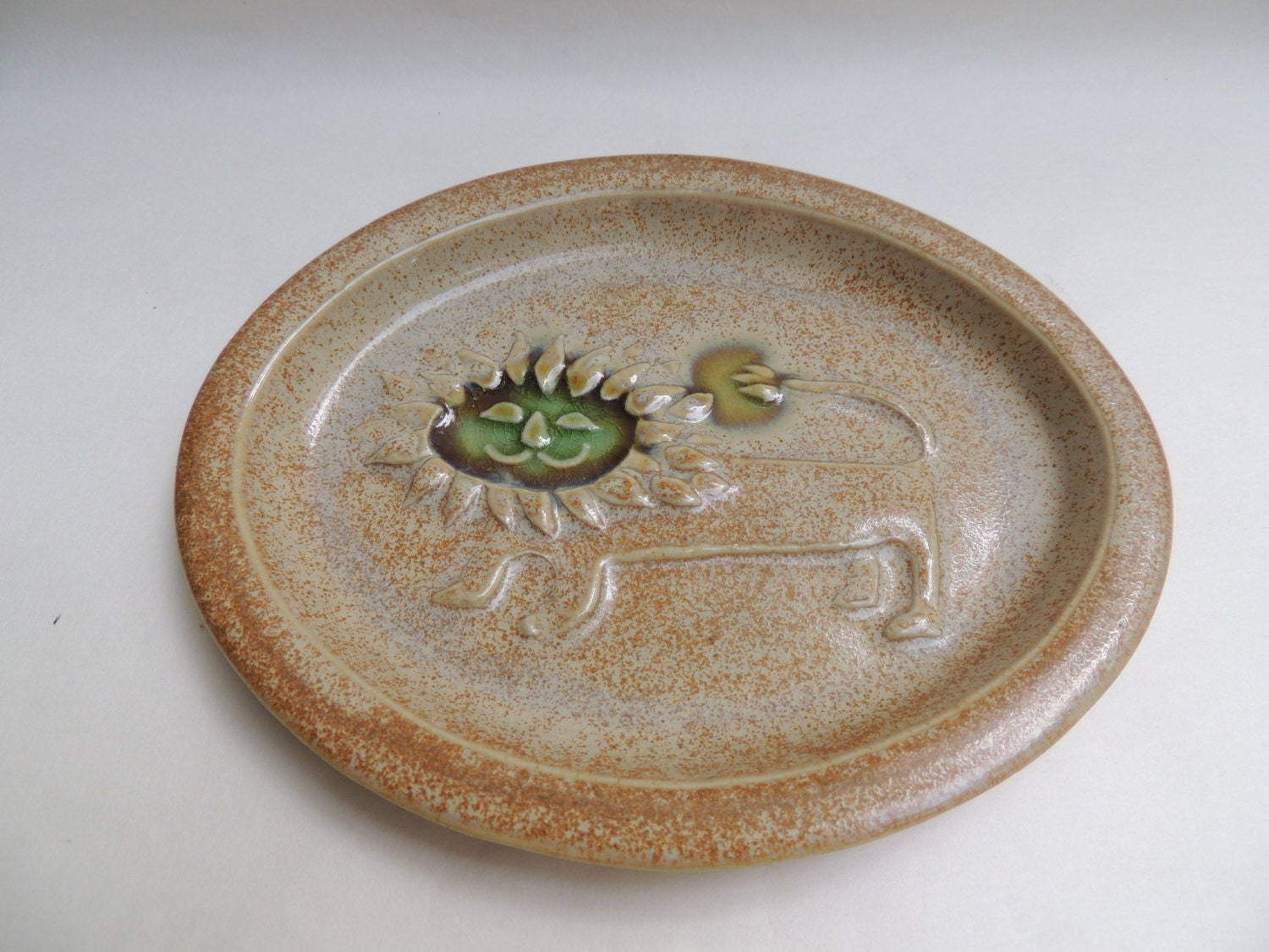 Lion Plate by David Gil for Bennington Pottery, Vermont, Mid Century