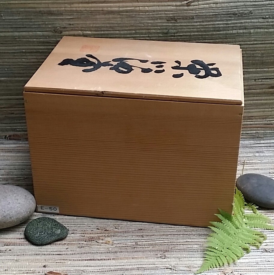 Vintage Wooden Storage Box With Asian Caligraphy Japanese Teapot
