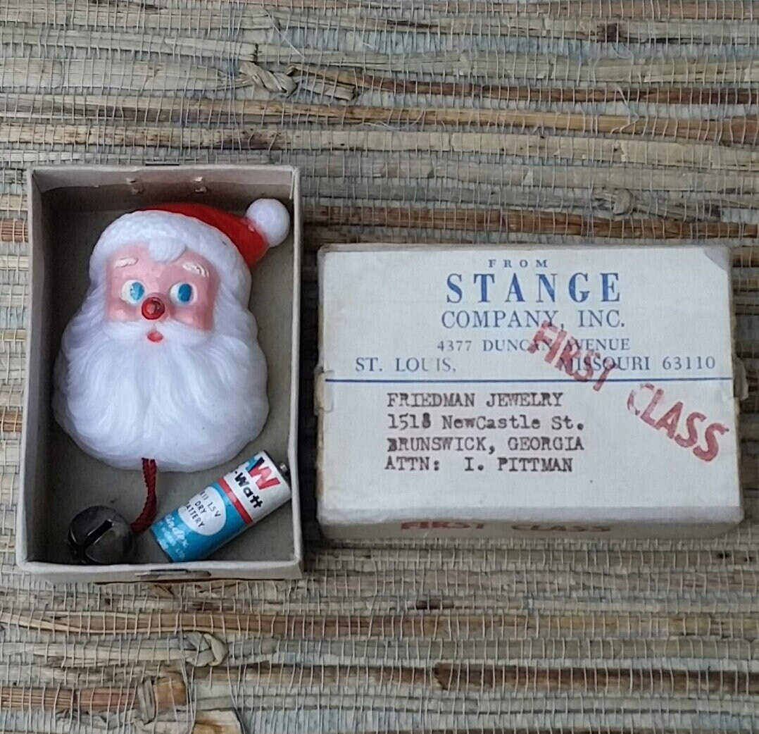 Light Up Santa Pin From The 1960s Vintage Plastic Pin Made in Hong Kong