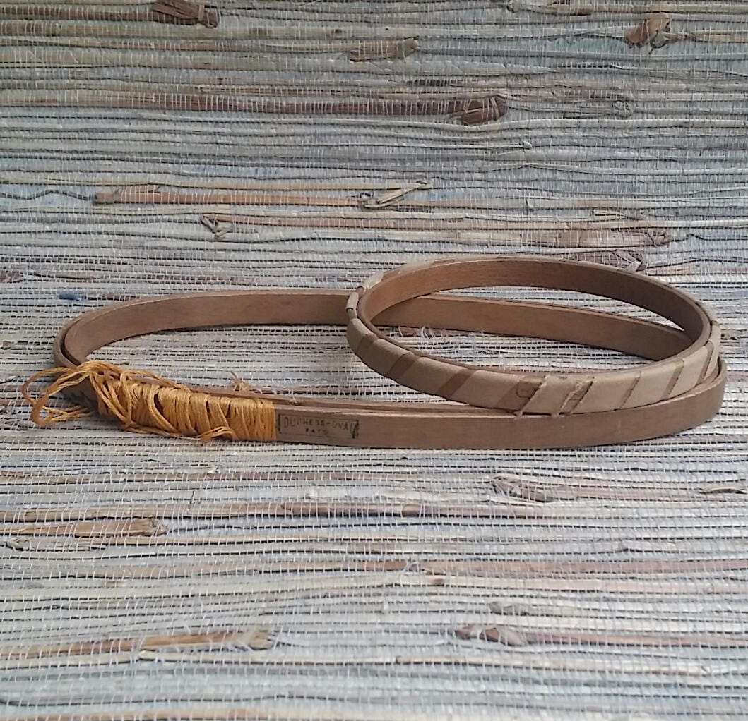 Vintage Ss Oval Round Wooden Embroidery Hoops
