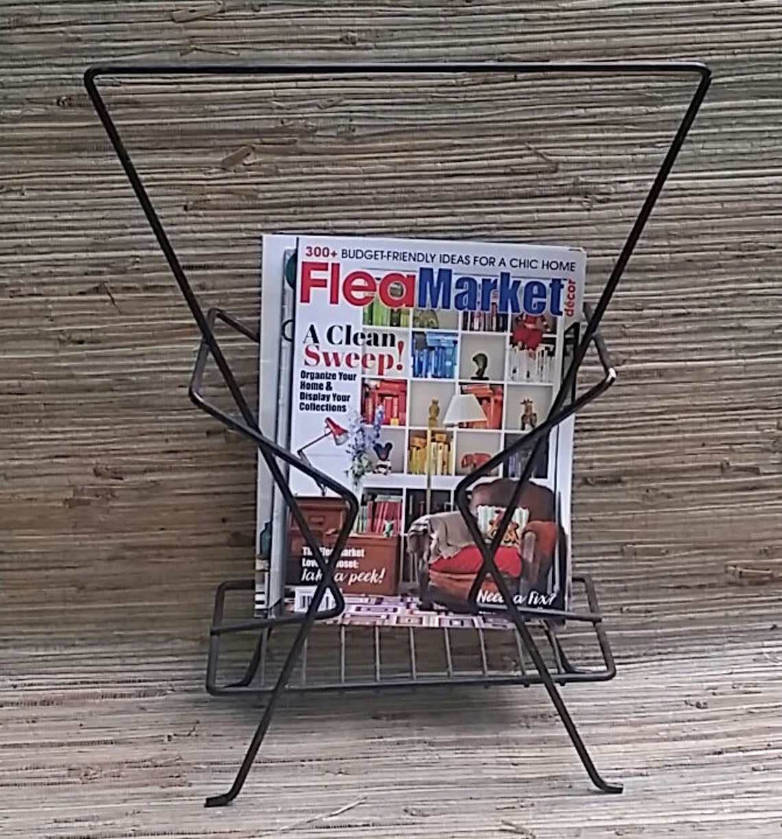 Black Metal Mid Century Magazine Rack Vintage Industrial Style Etsy