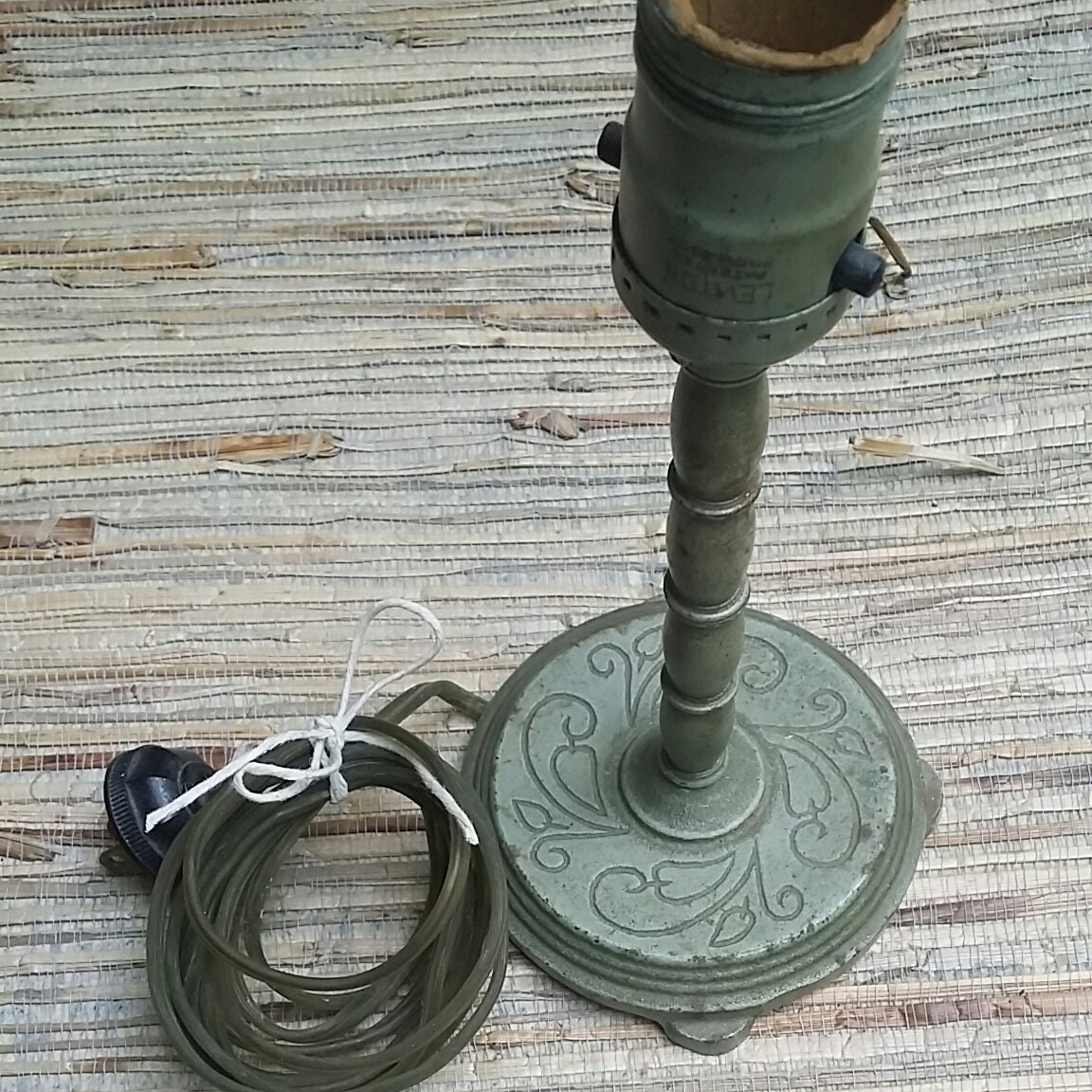 Vintage Green Metal Leviton Lamp Base Bedside Working