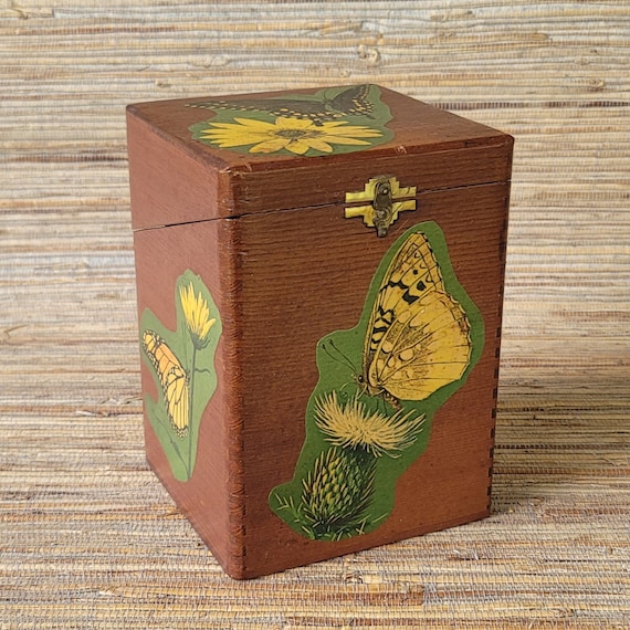Cute Vintage Handmade Butterfly Decoupage Cigar Box
