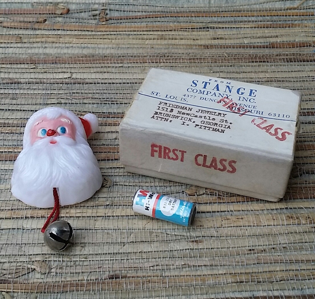 Light Up Santa Pin From The 1960s Vintage Plastic Pin Made in Hong Kong