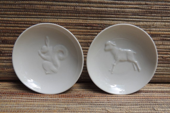 Dresden Antique Small White Porcelain Squirrel & Lamb Plates Nursery Decor