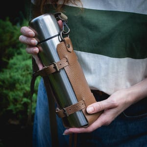 Leather water bottle holder Leather wine bottle holder