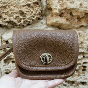 Turnlock Coach - Etsy