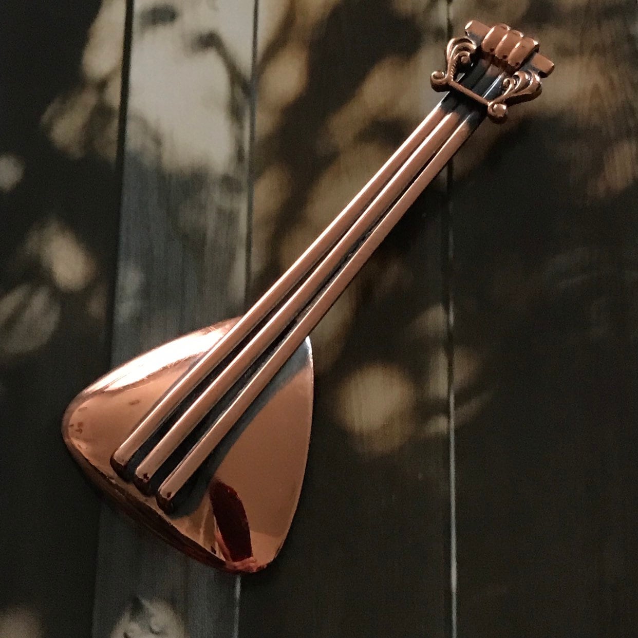 Lute Guitar for sale Only 2 left at 60