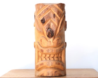 Sculpture, totem Tiki en bois sculpté signé, années 70 / vintage polynésie tahiti hawaii statue statuette figurine polynésienne bohème chic