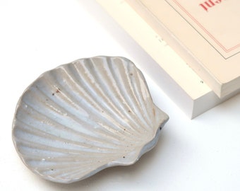Ceramic signed seashell, ring dish, 1970s / Boho Jewelry Display Tray bohemian folk bathroom grey