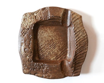 French stoneware ashtray by BARBARA DELFOSSE from La Borne, 1960s / vintage France boho chic bohemian folk country cottage