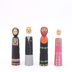 Set of 4 painting wooden figurines, muslim family, 1970s / Islamic, Arab, Arabian, folk