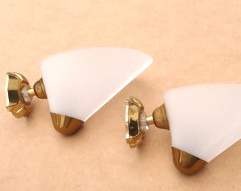 Pair of French modernist sconces, white and brass, 1950s / mid century modern light lamp lighting brass atomic lunel arlus