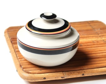 Porcelain sugar bowl by Arabia Finland, Reimari, 1960s / vintage, white