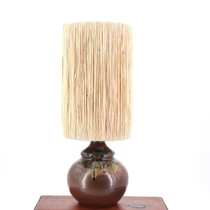 French brown and green ceramic table lamp, raffia shade, 1970s / vintage, Puisaye, boho chic, lighting