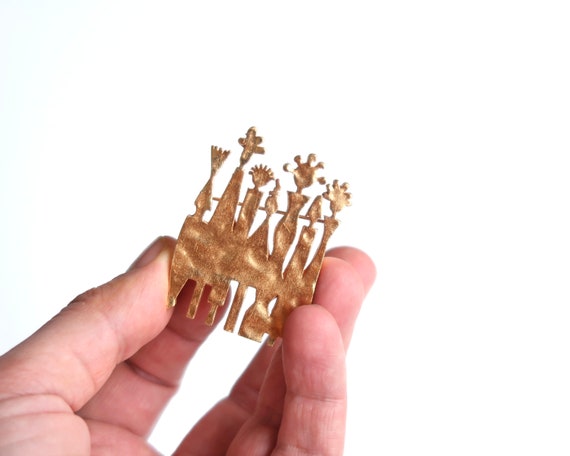 Broche Forme De Main En Métal Doré (laiton) - Occasion En Très Bon état