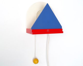1980s sconce with primary colors, IKEA vintage / Ettore Sottsass, Memphis design, triangle