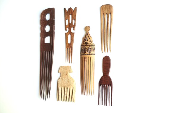 Set of 6 wooden ethnic combs, 1970s / wall decor,… - image 2