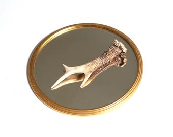 French round tray or centerpiece, golden métal and mirror, 1950s / France, jewelry display