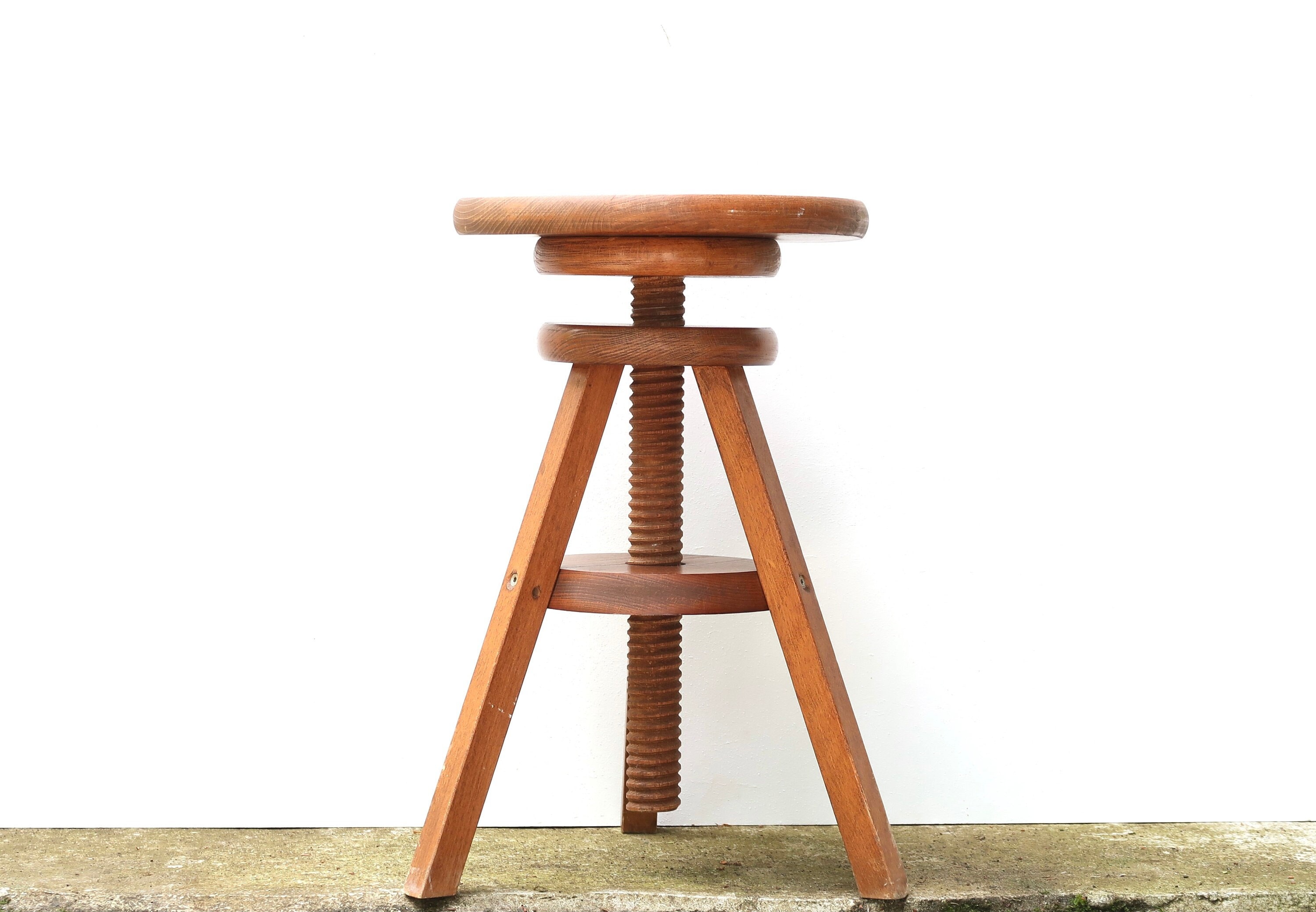 Wooden screw stool deals