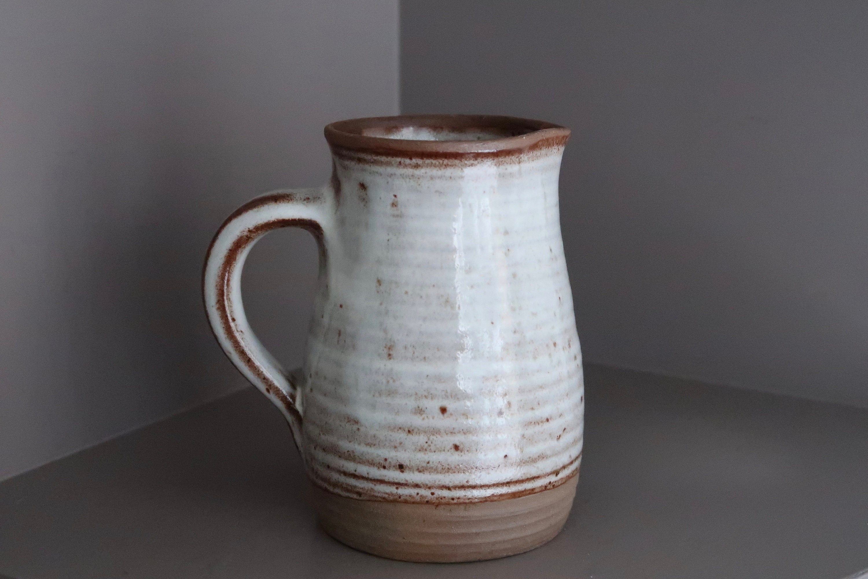 Petit Pichet à Lait, Crémier en Grès de Roger Jacques, Années 60/Cuisine, Céramique, Gris