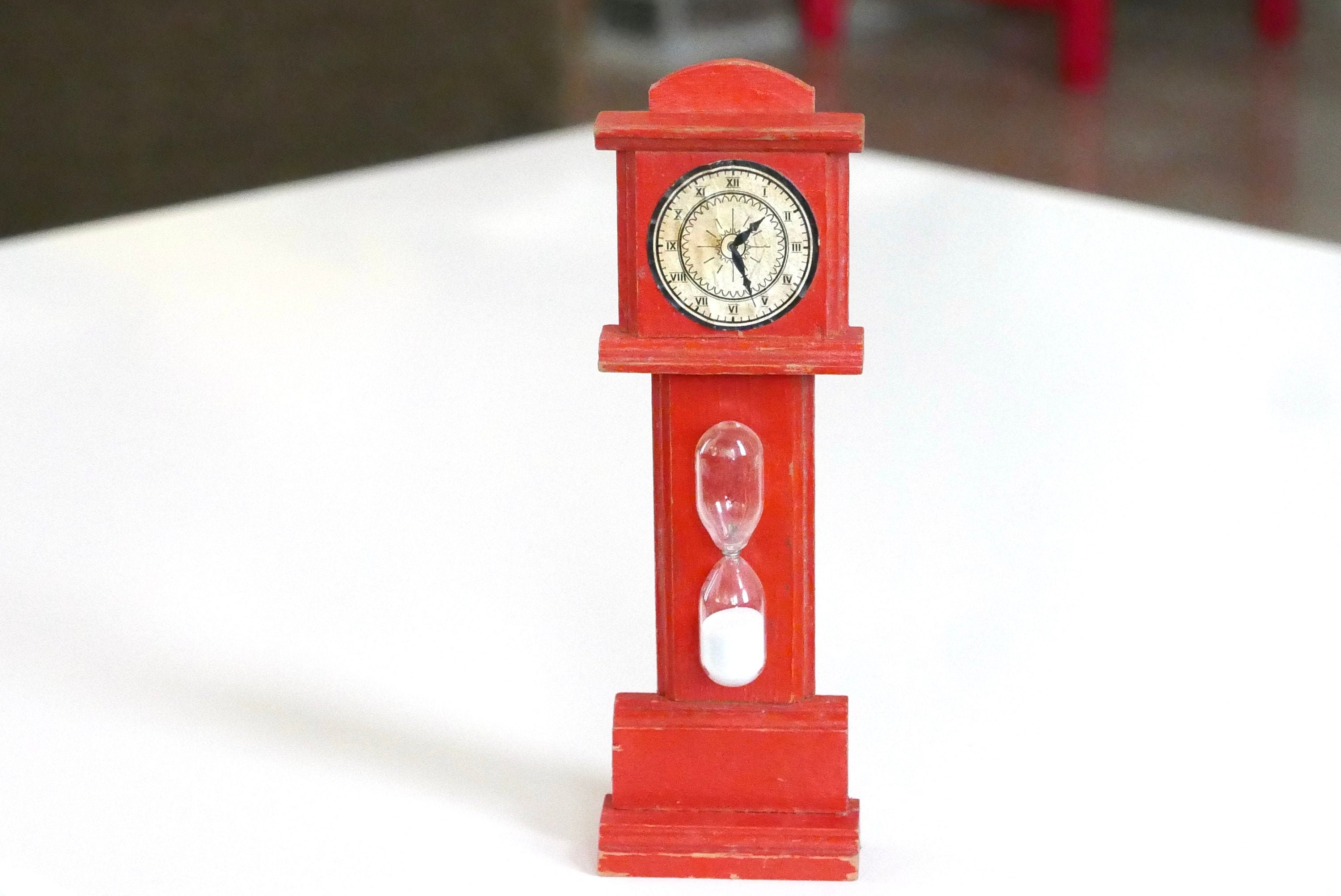 Sablier Pendule Rouge en Bois