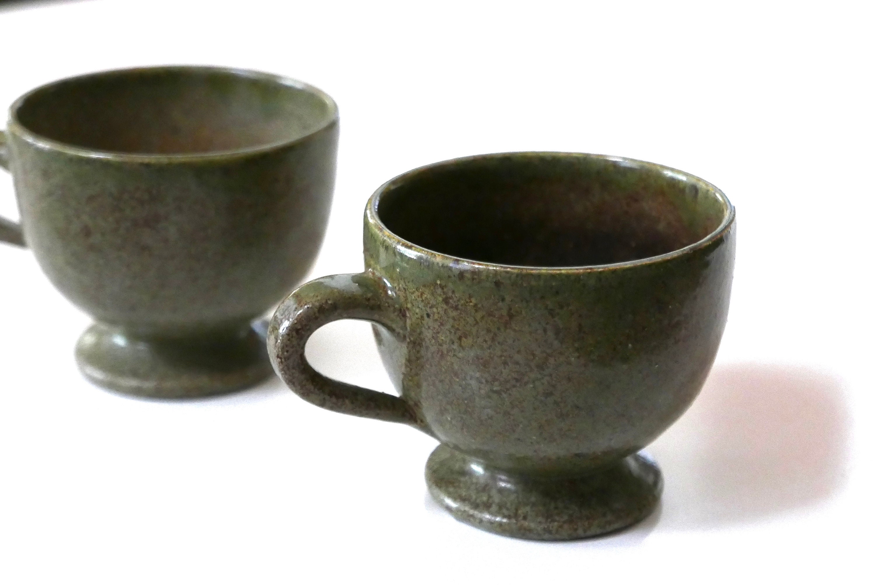 Deux Grandes Tasses en Céramique Verte Accolay, Années 60/Vintage, Vert, Poterie