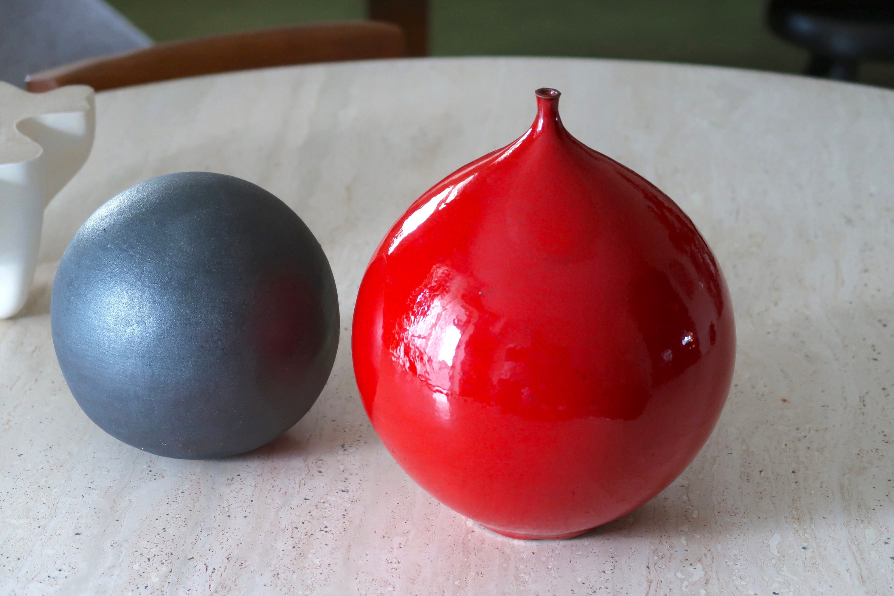 Vase Rouge en Céramique, Travail Belge, Années 60/Belgique, Lampecco, Paco, Perignem, Amphora