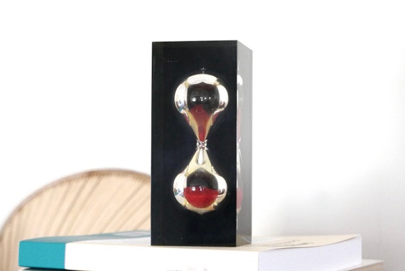 hourglass in french