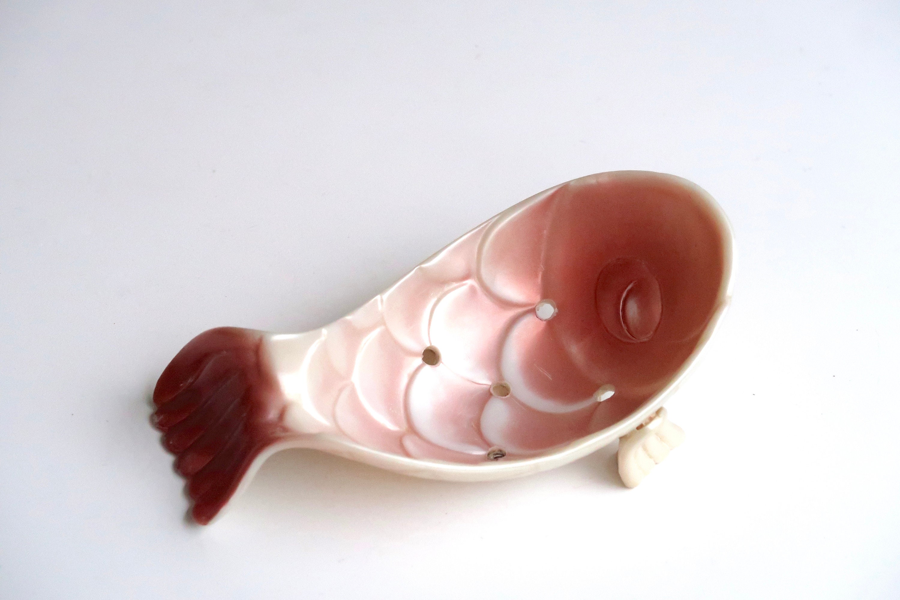 Porte Savon Poisson Rose Pâle, Années 70/Salle de Bain, Kitsch, Plastique, Pastel