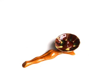 French Vallauris Ceramic Ashtray in the Form of a Pin-Up Wearing a Sombrero, 1970s / Home decor, Erotic sculpture, Nude Art, Brigitte Bardot