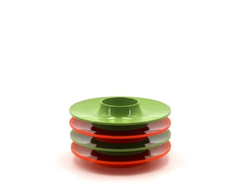 Set mit 4 stapelbaren Rosti Mepal Eierbechern, dänisches Design, 1970er Jahre / grün-orange, Vintage-Küche, hergestellt in Dänemark