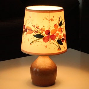 French ceramic table lamp, herbarium lampshade, 1960s / vintage, boho chic, folk, bohemian, country, rustic, foral