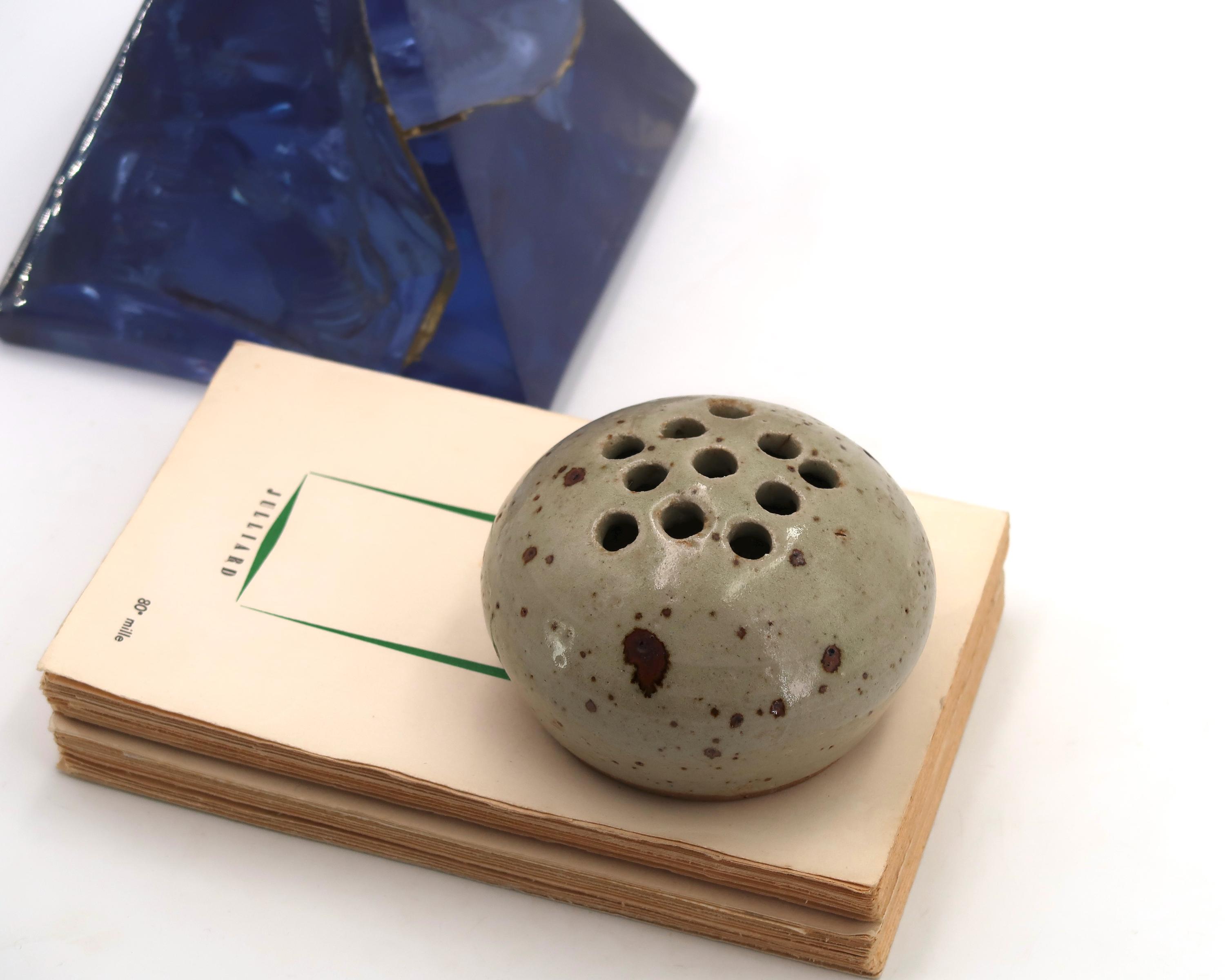 ピエール・ディガン作、ラ・ボルヌ、1960年代の陶器の花瓶 / 陶器