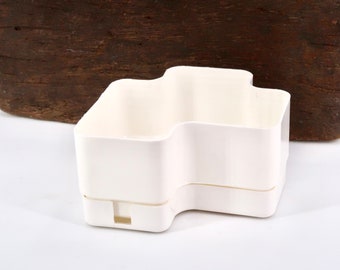 Petite jardinière Vastill en plastique blanc, design Michael McCann, années 70 / bac à plante, cache pot, bac riviera, Italie
