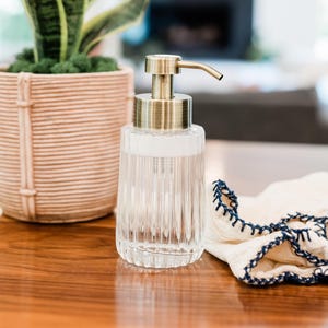 Flora Fluted Foaming Glass Soap Dispenser