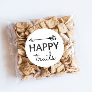 Stickers fléchés Happy Trails, S'more Fun, Mélange montagnard, Thème camping, Premier anniversaire, Étiquettes de camping, Cadeaux, Autocollants d'anniversaire, Plein air